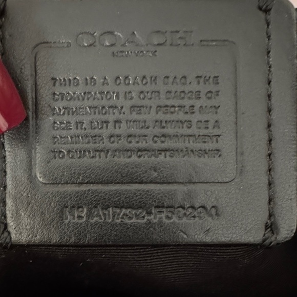 Coach City ZipTote -  Black and Brown Signature Canvas with gold hardware EUC - Picture 4 of 13